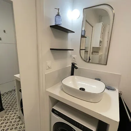 Elegant And Charming Appartement